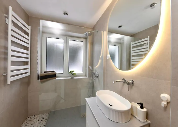 Baguettes Apartamento Oplotnica